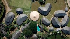 Panyaden International School: Κτίρια-θαύματα από λάσπη και μπαμπού