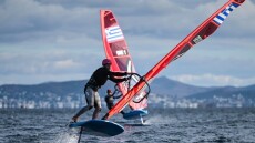 Πρωταγωνιστούν οι Έλληνες ιστιοπλόοι στην 33η Athens International Sailing Week 2024