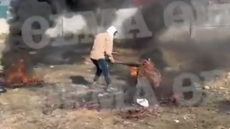 Οδοιπορικό σε καταυλισμό Ρομά στον Ασπρόπυργo - Καίνε καλώδια για να βγάλουν χαλκό, δείτε βίντεο