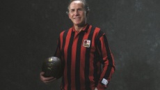 Μίλαν: Φανταστική η ρετρό φανέλα της για τα 125α γενέθλιά της - Βίντεο, φωτογραφίες 