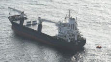 Υεμένη: Επιχείρηση διάσωσης φορτηγού πλοίου με σημαία Παναμά πραγματοποίησε η Aspides της ΕΕ