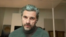 Χρήστος Βασιλόπουλος: Αγωνιώ για το σπίτι της μητέρας του παιδιού μου που βρίσκεται κοντά στις φωτιές, είπε ο ηθοποιός για τις πυρκαγιές στο Λος Άντζελες