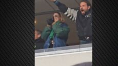 Μπράντλεϊ Κούπερ - Τζίτζι Χαντίντ: Παρακολούθησαν μαζί αγώνα του NFL - Δείτε βίντεο