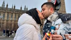 Super Κική: Έκανε πρόταση γάμου στον σύντροφό της - Δείτε βίντεο