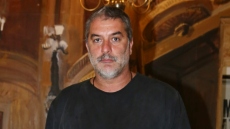 Βασίλης Μπισμπίκης: Εκνευρισμένος με τις δηλώσεις του Άρη Σερβετάλη για τις αμβλώσεις