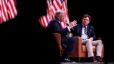 ΗΠΑ: Η κυβέρνηση Μπάιντεν προσπάθησε να δολοφονήσει τον Πούτιν, είπε - χωρίς στοιχεία - ο Τάκερ Κάρλσον