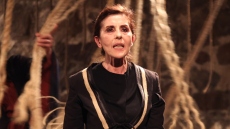 Ελένη Φίλιππα: Μετά τον θάνατο του συζύγου μου αισθάνομαι πως είναι φύλακας – άγγελός μου, δεν ξέρω αν είναι αυταπάτη