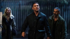 Γκάι Ρίτσι: Κυκλοφόρησε το τρέιλερ της σειράς του «MobLand» με πρωταγωνιστή τον Τομ Χάρντι