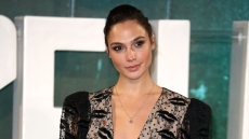 Η Γκαλ Γκαντότ μίλησε για τις προκλήσεις που αντιμετωπίζει μεγαλώνοντας τις τέσσερις κόρες της