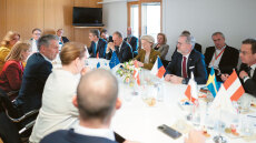 Αερομαχίες στην ΕΕ για το πακέτο των €150 δισ. που φιλοδοξεί να φτάσει στα €800 δισ.