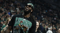 Με εμφάνιση σε... στιλ Ρόντμαν στο Ο.Α.Κ.Α. ο Λεσόρ -  Βίντεο και φωτογραφίες 