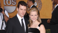 Ρις Γουίδερσπουν - Ράιαν Φιλίπ: Η κόρη του πρώην ζευγαριού έχει να δει τον πατέρα της δυο χρόνια