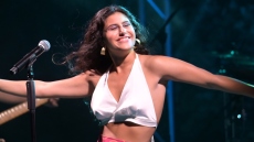 Μαρίνα Σπανού μετά τα αρνητικά σχόλια για συναυλία της: Ποτέ δεν μου άρεσαν οι ταμπέλες