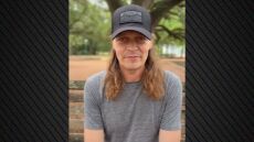 Ο Μπραντ Άρνολντ των 3 Doors Down αποκάλυψε ότι έχει διαγνωστεί με καρκίνο σε προχωρημένο στάδιο - «Δεν φοβάμαι», δήλωσε