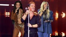 Πρεμιέρες και συνεργασίες μεγάλων ονομάτων στις πίστες «ζεσταίνουν» την αθηναϊκή νύχτα εν όψει των εορταστικών ρεβεγιόν - Ποιους θα δείτε και πού