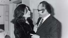 Άγνωστες ιστορίες της Βουγιουκλάκη, της Καρέζη και άλλων αστέρων - Οι διηγήσεις του γυναικολόγου των διασήμων Νίκου Παπανικολάου