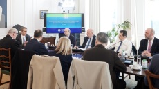 Μητσοτάκης στη σύσκεψη του Μαξίμου για την ευλογιά των αιγοπροβάτων: Τελικό μας στόχος η εκρίζωση του νοσήματος, ο εμβολιασμός δεν είναι η ενδεδειγμένη λύση