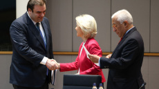 Mε Αντόνιο Κόστα και Ούρσουλα φον ντερ Λάιεν συναντήθηκε ο Πιερρακάκης στις Βρυξέλλες, δείτε βίντεο και φωτογραφίες 