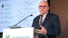 Μπουζνά: Ορόσημο η αναβάθμιση της Ελλάδας – Το μήνυμα για τις επόμενες εξαγορές της Euronext