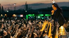 Νικ Κέιβ: Απογείωσε τα πλήθη στο Release Athens - Δείτε φωτογραφίες 