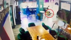 Σκωτσέζος γκάνγκστερ έπεσε νεκρός σε παμπ στην Ισπανία - Δείτε τη δολοφονική ενέδρα που του έστησαν