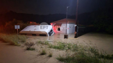 Κακοκαιρία Byron: Κινδύνευσαν τουρίστες και κάτοικοι από υπερχείλιση ποταμού στη Φοινικούντα
