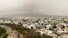 Καιρός: Αφρικανική σκόνη και μίνι καλοκαίρι με 30αρια, ποιες περιοχές θα επηρεαστούν - Πιο δύσκολη ημέρα η Τρίτη