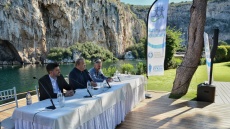 Run the Lake Vouliagmeni 2023:  Έρχεται για να συναρπάσει στις 17 Δεκεμβρίου