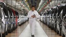 Σε ιστορικό χαμηλό οι πωλήσεις καινούργιων αυτοκινήτων στην ΕΕ τον Ιανουάριο