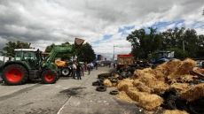 Γαλλία: Μείωση στην φορολογία των αγροτών ανακοίνωσε η κυβέρνηση Ολάντ