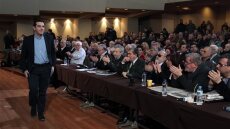 Προσφυγικό: Ο ΣΥΡΙΖΑ αντιπολιτεύεται τον ΣΥΡΙΖΑ