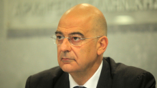 Δένδιας για Τσίπρα: Παντελώς αστοιχείωτος, αγνοεί πώς λειτουργεί το Κράτος