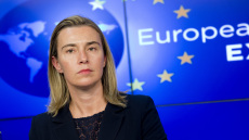 Μογκερίνι: Νωρίς για να αξιολογήσουμε τις συνέπειες της παραίτησης Νταβούτογλου