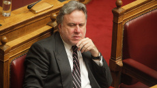 Τώρα ο Κατρούγκαλος ομολογεί μειώσεις σε συντάξεις πάνω από 1.380 ευρώ