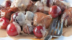 Χοιρινό με κεράσια