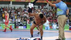 Στριπτίζ από τους Μογγόλους στην πάλη στο Ρίο