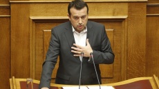 Νίκος Παππάς κατά Βαρδινογιάννη και Κοντομηνά για τις τηλεοπτικές άδειες