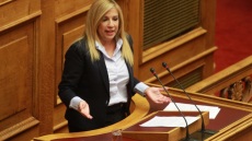 «Καρφί» Γεννηματά για Τσίπρα: Ο «τζάμπα μάγκας» το βάζει στα πόδια