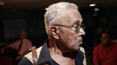 Επιμένει ο Ζουράρις για τα νέα μέτρα: «Ποιος ζει, ποιος πεθαίνει μετά το 2019»