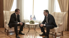 Γερμανικός Τύπος: «Μια νέα Ευρώπη ζητά στην Αθήνα ο Εμανουέλ Μακρόν»