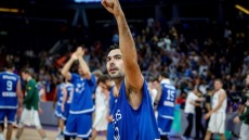 Σλούκας: «Είμαστε πανάξια στις 8 καλύτερες ομάδες της Ευρώπης» (βίντεο)