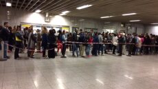 Ταλαιπωρίας συνέχεια: Από τα γκισέ της ΣΤΑΣΥ οι ηλεκτρονικές κάρτες μέχρι να αποφανθεί η Αρχή Δεδομένων