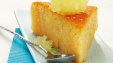 Θες να γλυκαθείς; Σου έχουμε την τέλεια συνταγή για απίστευτο χιώτικο ραβανί