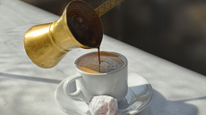 Ξέρεις πόσες θερμίδες έχει το αγαπημένο σου ρόφημα;