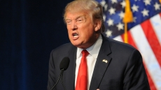 Ο Τραμπ απειλεί τη Νιγηρία με ανάληψη στρατιωτικής δράσης για τις δολοφονίες χριστιανών 