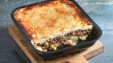  Με «αντιφασιστικό μουσακά» θα γιορτάσουν φέτος οι Ιταλοί αντάρτες «Παρτιζάνοι» την 28η Οκτωβρίου