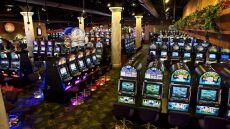 Θεσσαλονίκη: Απαλλάχθηκαν αστυνομικοί που κατηγορούνταν ότι «προστάτευαν» ιδιοκτήτες καταστημάτων με «φρουτάκια»