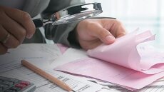 ΑΑΔΕ: Επ’ αυτοφόρω πέντε επιχειρήσεις για εικονικά τιμολόγια  19 εκατ. ευρώ