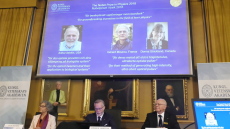 Η Ντόνα Στρίκλαντ γίνεται η πρώτη γυναίκα μετά από 55 χρόνια που κερδίζει Νόμπελ Φυσικής