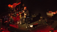 Ο Πέτρος Σαριδάκης ανεβαίνει στην σκηνή του HolyWood Stage